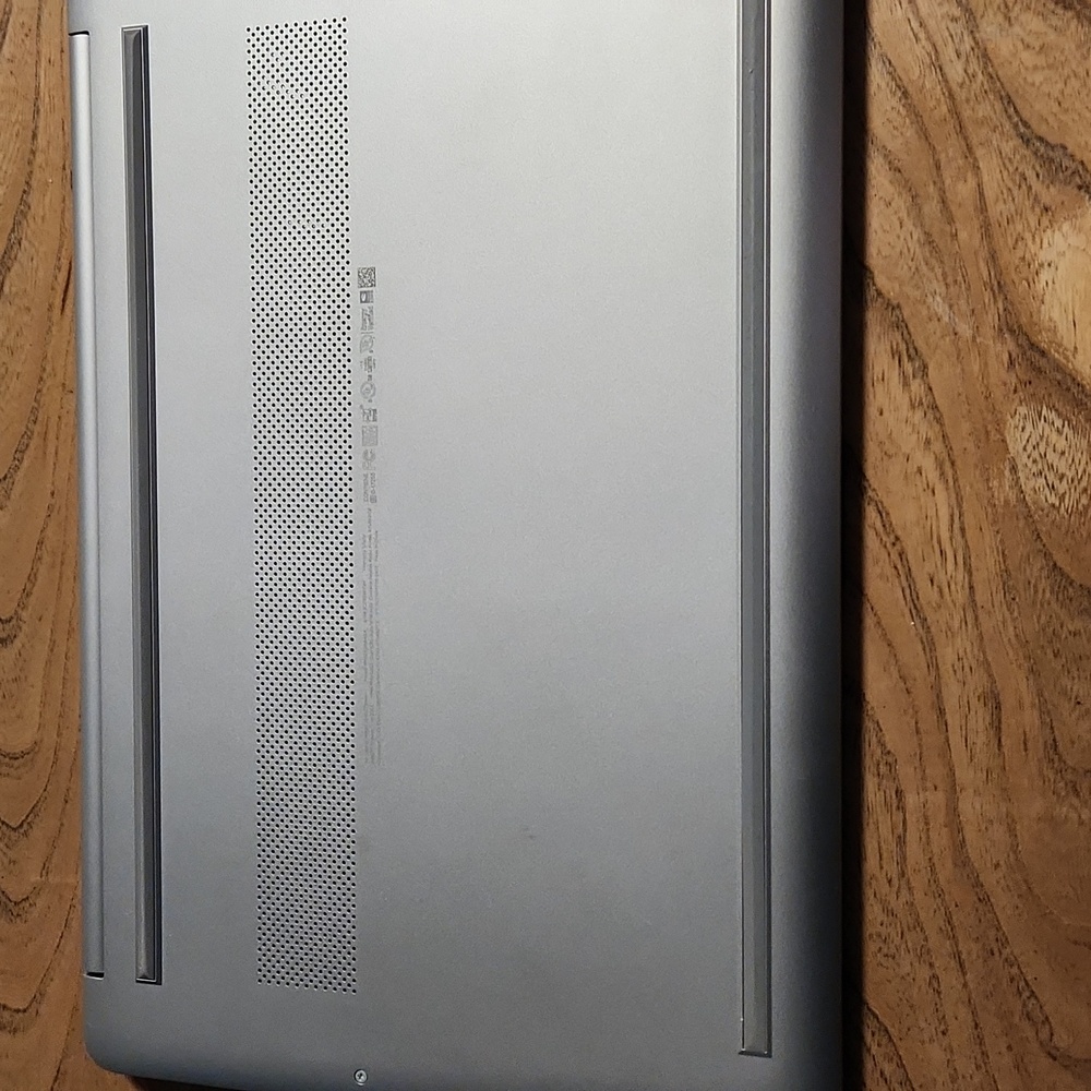 HP Laptop - Picture 5 of 6